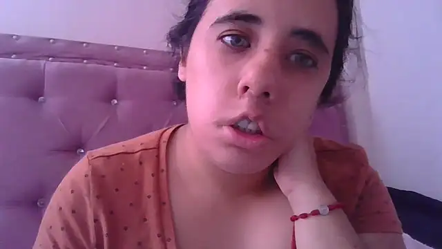 annarose19 online show from 5, 11, 2025