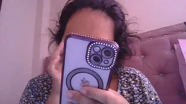 annarose19 online show from 18, 4, 2026