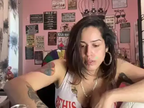 Snapshot of latinacubana chatting on 30, 1, 2025 latinacubana online show from 30, 1, 2025