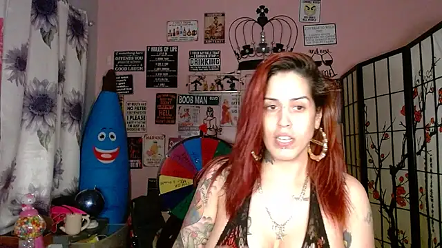 Snapshot of latinacubana chatting on 13, 2, 2026 latinacubana online show from 13, 2, 2026