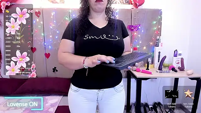 Zaly mature online show from 4, 3, 2026