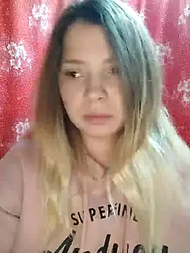 Snapshot of Zuli_Kiska chatting on 1, 12, 2024 Zuli Kiska online show from 1, 12, 2024