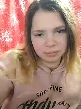 Snapshot of Zuli_Kiska chatting on 15, 12, 2024 Zuli Kiska online show from 15, 12, 2024