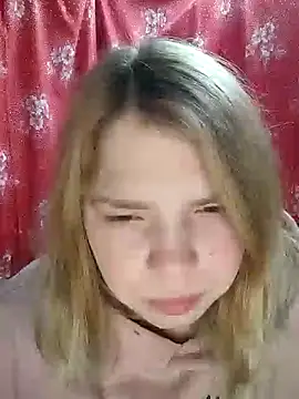 Snapshot of Zuli_Kiska chatting on 24, 12, 2024 Zuli Kiska online show from 24, 12, 2024