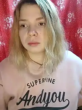 Snapshot of Zuli_Kiska chatting on 28, 12, 2024 Zuli Kiska online show from 28, 12, 2024