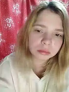 Snapshot of Zuli_Kiska chatting on 23, 1, 2025 Zuli Kiska online show from 23, 1, 2025