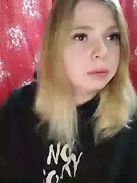 Snapshot of Zuli_Kiska chatting on 7, 2, 2025 Zuli Kiska online show from 7, 2, 2025
