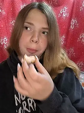 Zuli Kiska online show from 4, 6, 2026