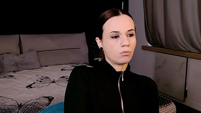 ItsAlisia online show from 1, 2, 2026