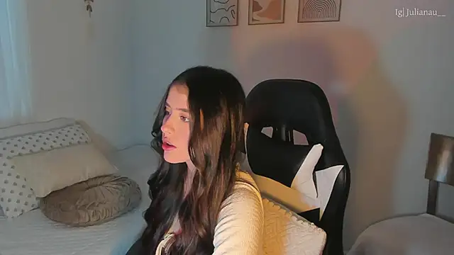 iriswest  online show from 19, 2, 2025