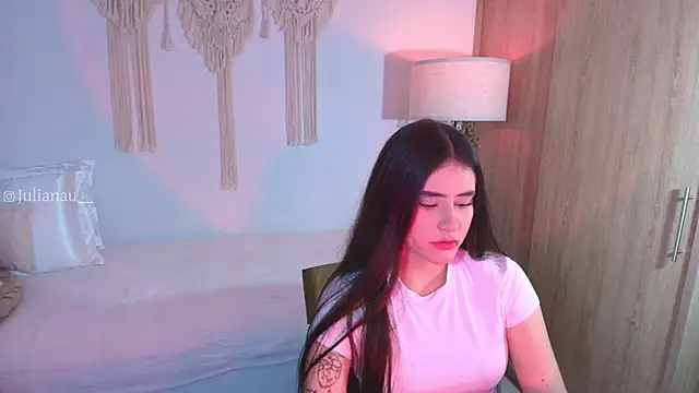 iriswest  online show from 17, 11, 2025