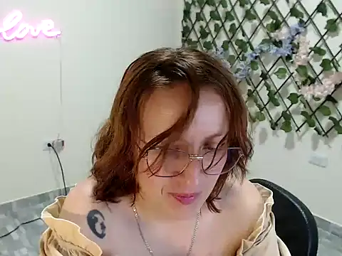 Snapshot of kittykalor09 chatting on 18, 4, 2026 kittykalor09 online show from 18, 4, 2026