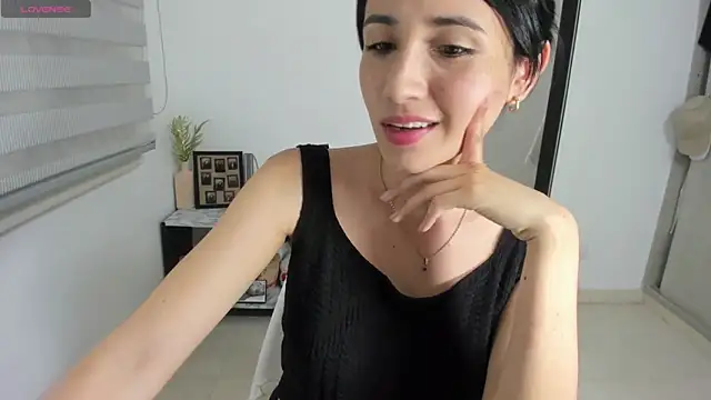  arianna hot22 online show from 20, 5, 2026
