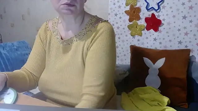 QueenLana online show from 7, 11, 2025