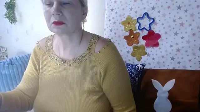 QueenLana online show from 21, 12, 2025