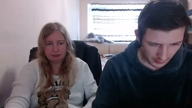 PeterAndJen online show from 9, 3, 2025