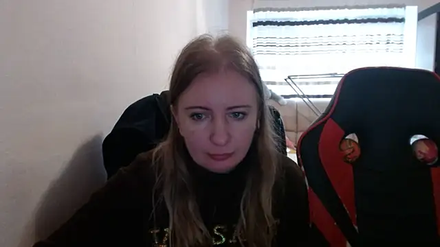 PeterAndJen online show from 4, 10, 2025