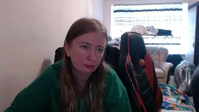 PeterAndJen online show from 19, 10, 2025