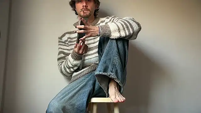 mcklister kinky feets online show from 15, 4, 2026