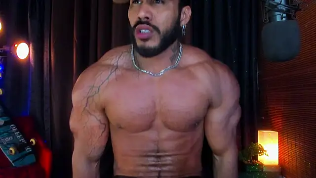 Snapshot of Artemis_Kazttman chatting on 23, 2, 2025 Artemis Kazttman online show from 23, 2, 2025