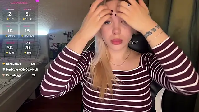 Snapshot of ariashaa chatting on 9, 11, 2025 ariashaa online show from 9, 11, 2025