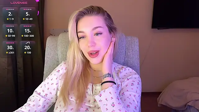 Snapshot of ariashaa chatting on 16, 12, 2025 ariashaa online show from 16, 12, 2025