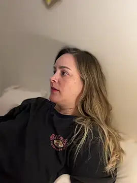 Snapshot of misslulipop chatting on 21, 3, 2025 misslulipop online show from 21, 3, 2025