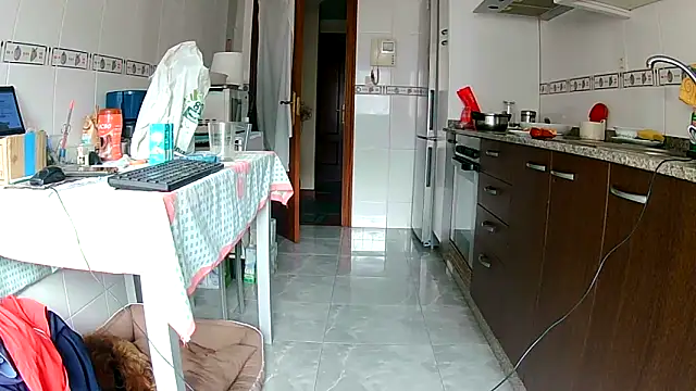 Snapshot of bixesualactivo chatting on 24, 10, 2025 bixesualactivo online show from 24, 10, 2025