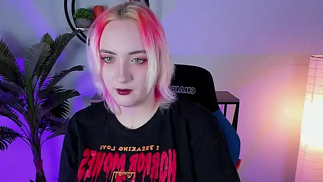 AsheLucker online show from 20, 2, 2025