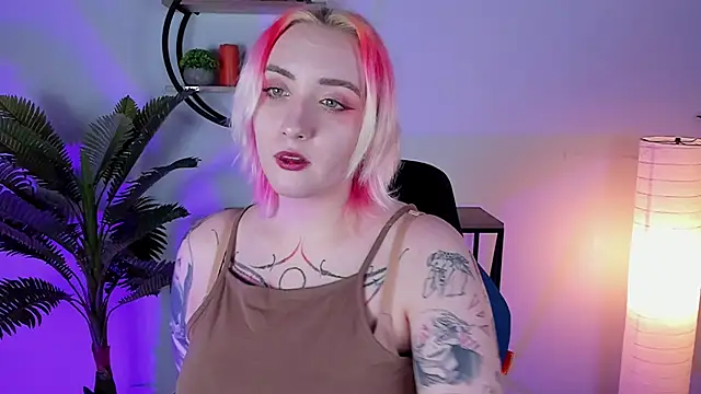 AsheLucker online show from 20, 2, 2025