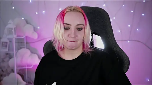 AsheLucker online show from 21, 2, 2025