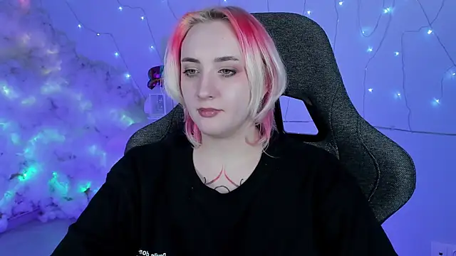 AsheLucker online show from 24, 2, 2025