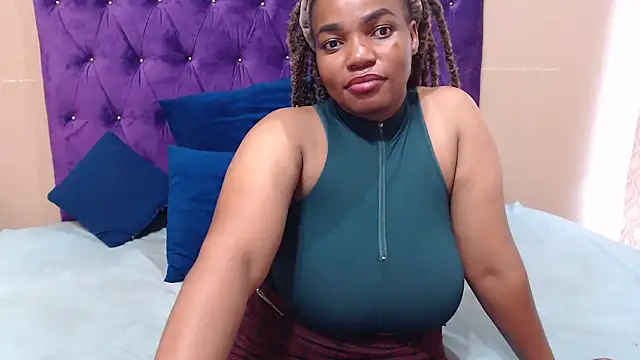 Snapshot of EBONYBUSTYY chatting on 30, 1, 2025 EBONYBUSTYY online show from 30, 1, 2025