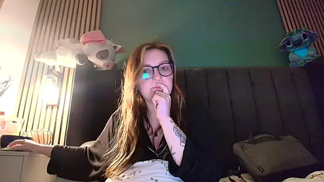 short sweetpea online show from 12, 3, 2026