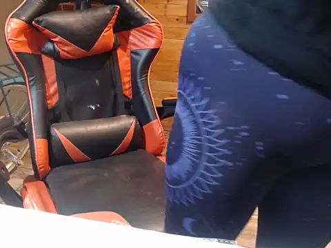 Hilarybunnyy online show from 9, 4, 2026