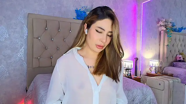 nini love01 online show from 4, 6, 2026