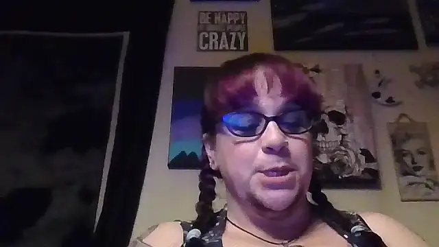 Snapshot of GothyBaby chatting on 21, 11, 2025 GothyBaby online show from 21, 11, 2025