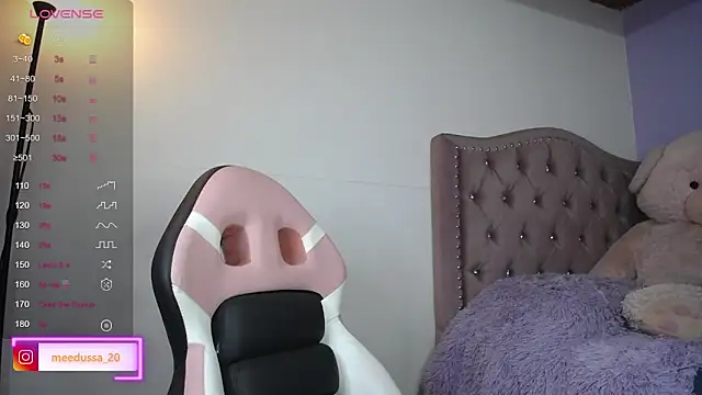 meedussa 20  online show from 16, 1, 2025