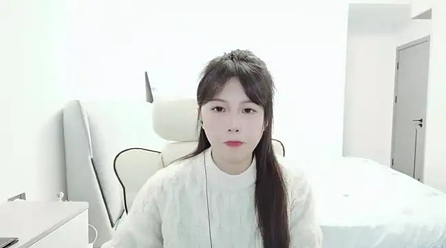 Snapshot of Sunset_glow chatting on 4, 1, 2025 Sunset glow online show from 4, 1, 2025