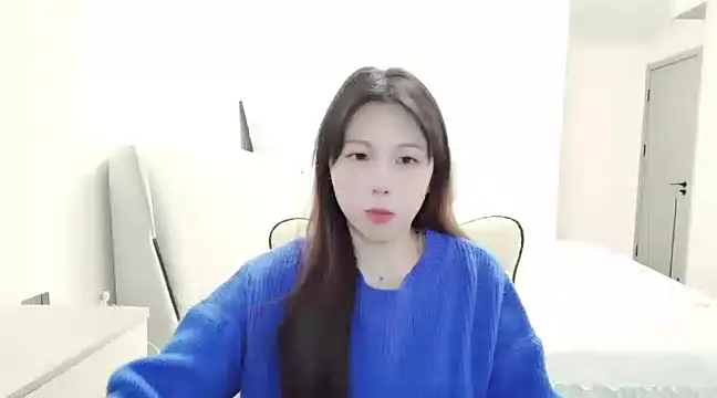 Snapshot of Sunset_glow chatting on 5, 1, 2025 Sunset glow online show from 5, 1, 2025