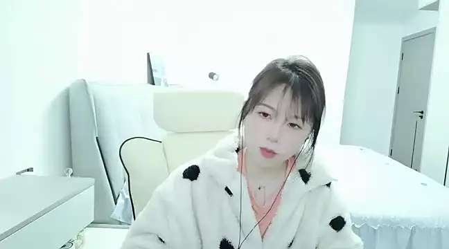 Snapshot of Sunset_glow chatting on 1, 3, 2025 Sunset glow online show from 1, 3, 2025