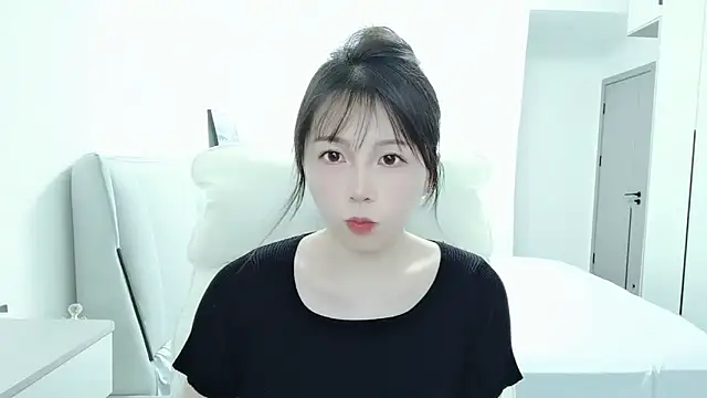 Snapshot of Sunset_glow chatting on 10, 10, 2025 Sunset glow online show from 10, 10, 2025