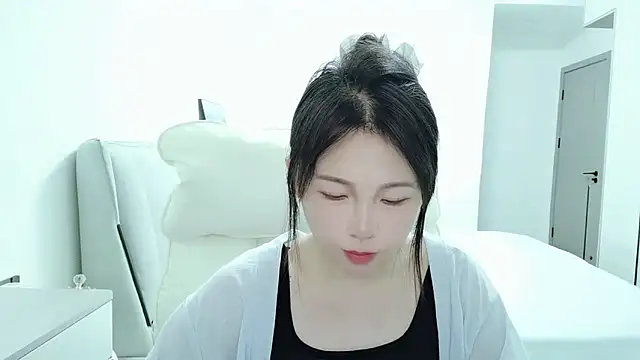 Snapshot of Sunset_glow chatting on 13, 10, 2025 Sunset glow online show from 13, 10, 2025