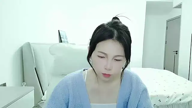 Snapshot of Sunset_glow chatting on 28, 10, 2025 Sunset glow online show from 28, 10, 2025