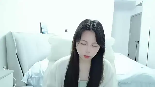 Sunset glow online show from 19, 3, 2026