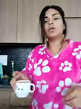 Snapshot of Ivanna2 chatting on 20, 12, 2024 Ivanna2 online show from 20, 12, 2024