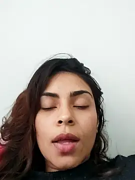 Snapshot of Ivanna2 chatting on 12, 3, 2025 Ivanna2 online show from 12, 3, 2025