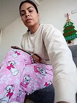 Snapshot of Ivanna2 chatting on 2, 12, 2025 Ivanna2 online show from 2, 12, 2025