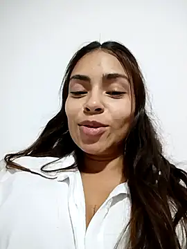 Snapshot of Ivanna2 chatting on 4, 12, 2025 Ivanna2 online show from 4, 12, 2025