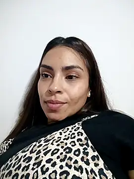 Snapshot of Ivanna2 chatting on 14, 12, 2025 Ivanna2 online show from 14, 12, 2025